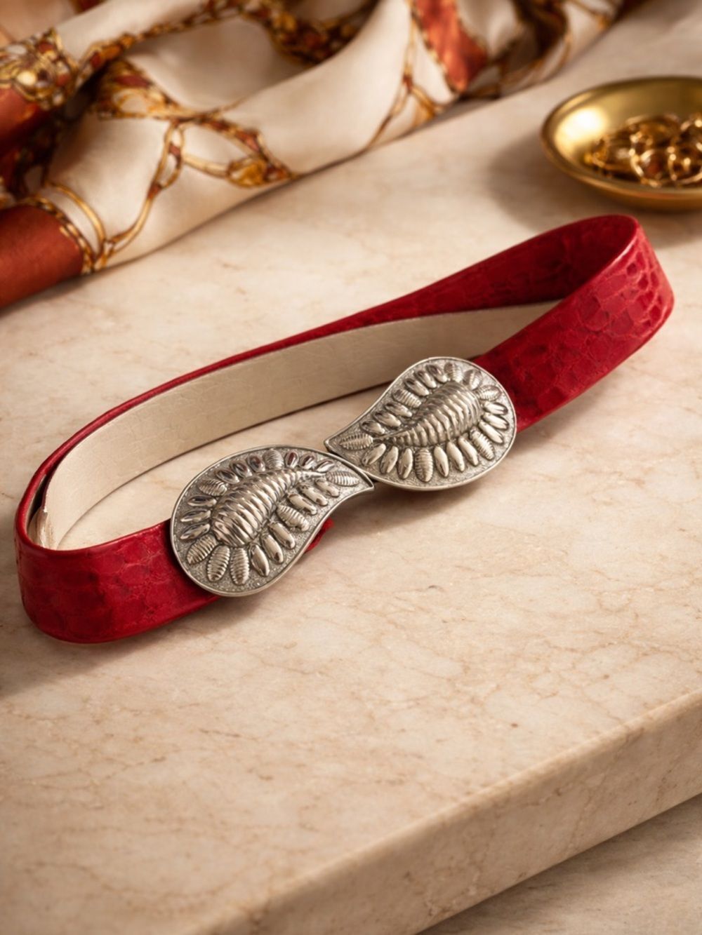 Vintage 1985 Mimi Di N Sculptural Buckle Red Embossed Leather Belt Statement